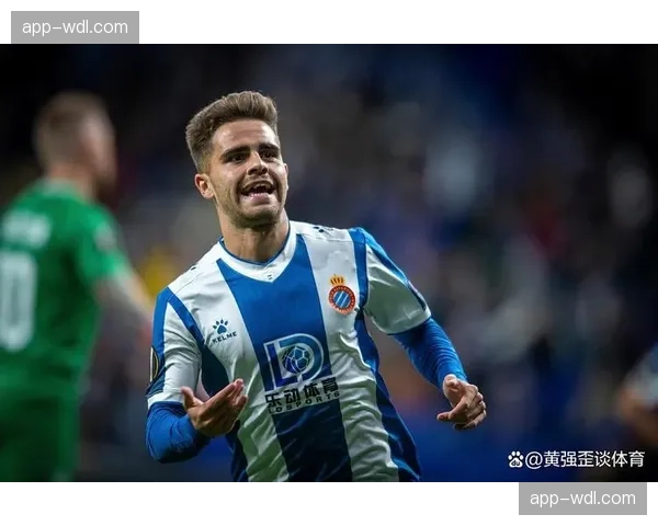 海港紧急引援，官方宣布签下巴西防守型中场以填补后腰空缺